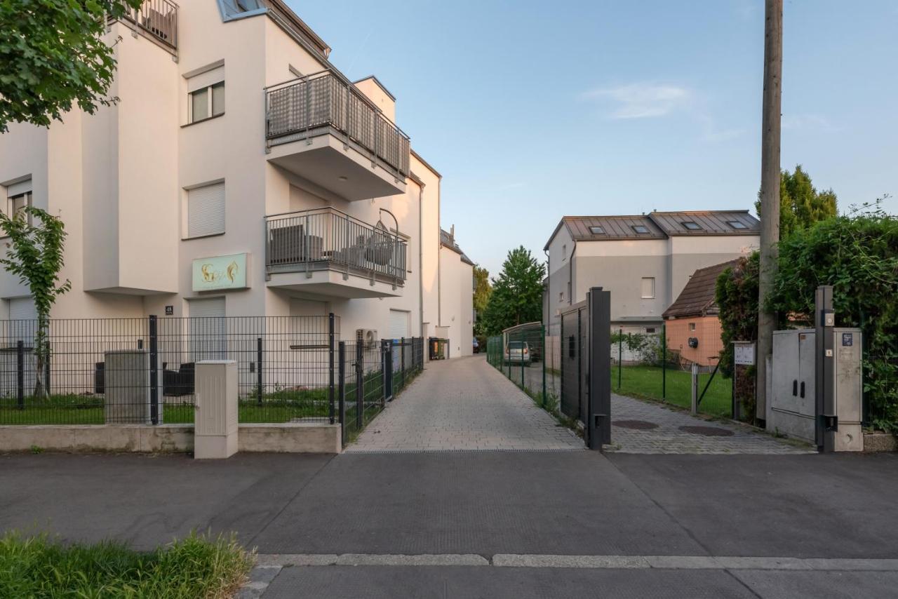 Gruene Ruhelage, 20 Minuten Ins Zentrum Und Parkgarage ウィーン エクステリア 写真
